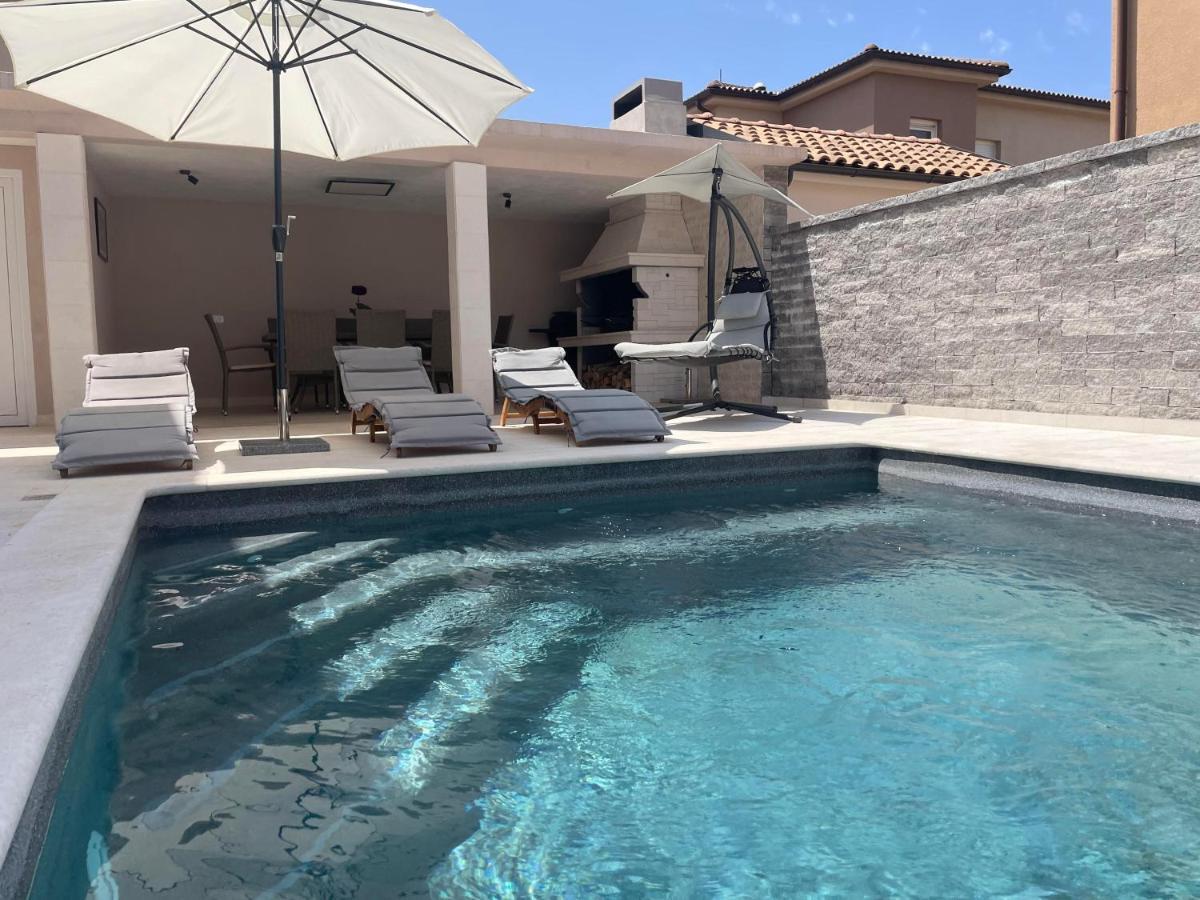 Maslina Villa *